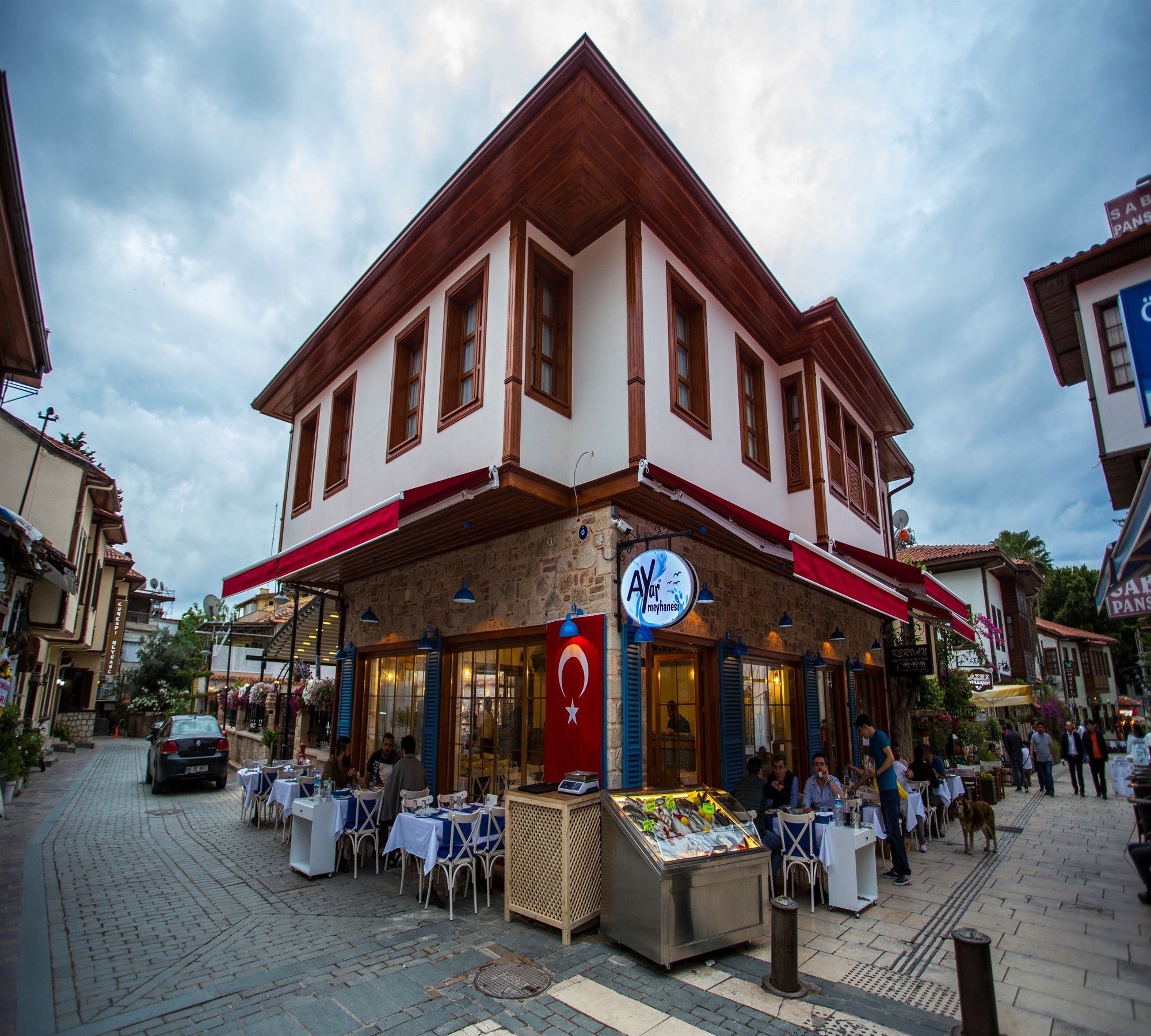 Kervan Hotel Antalya Bagian luar foto